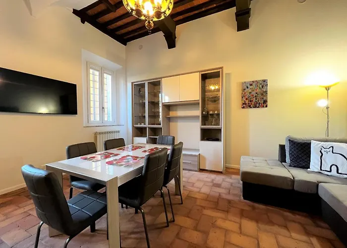 Sperandie-inside The Historical Walls Apartment *