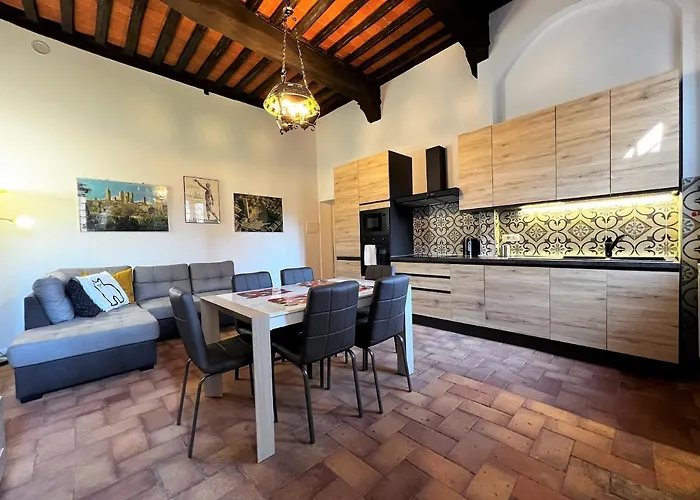 Sperandie-inside The Historical Walls * Siena